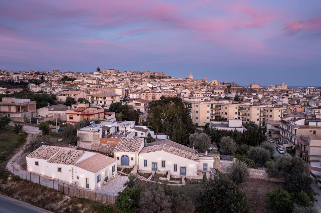 Michael Garden Bed and Breakfast Noto Buitenkant foto