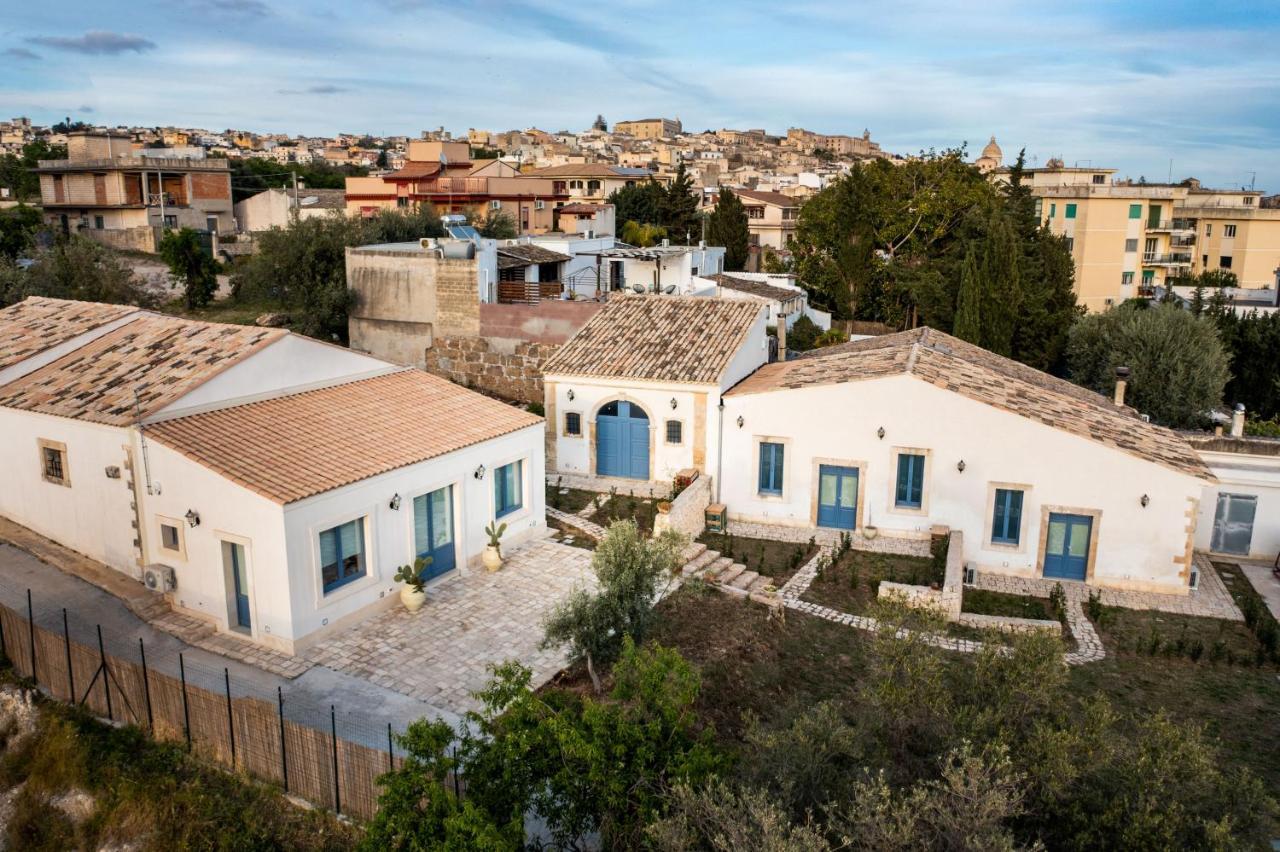 Michael Garden Bed and Breakfast Noto Buitenkant foto
