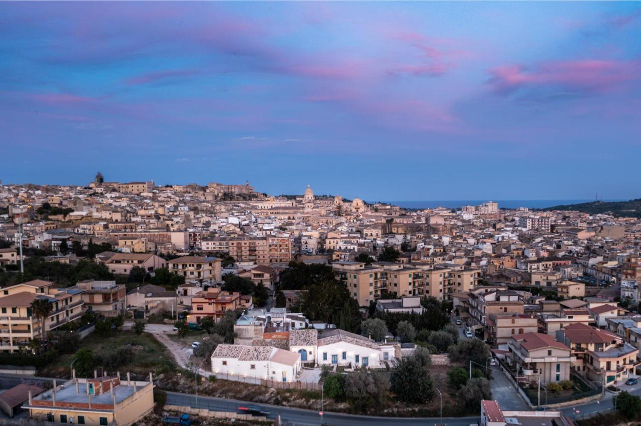 Michael Garden Bed and Breakfast Noto Buitenkant foto