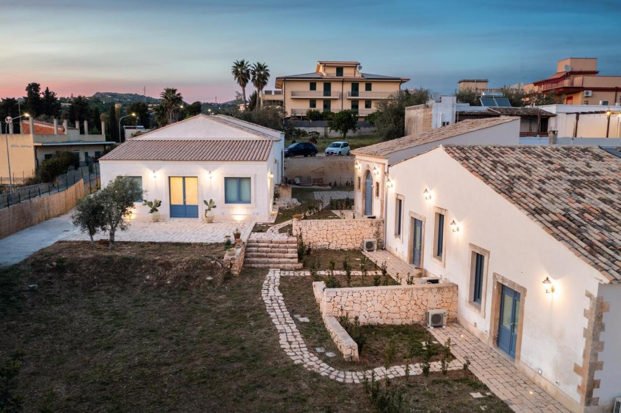 Michael Garden Bed and Breakfast Noto Buitenkant foto