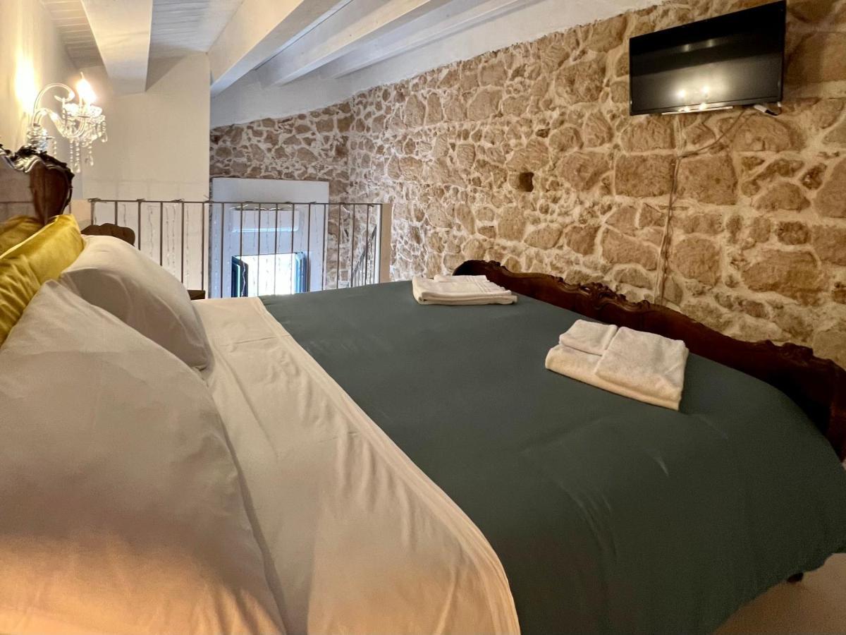 Michael Garden Bed and Breakfast Noto Buitenkant foto